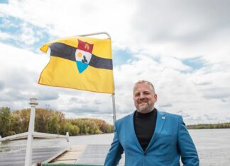 Крипто-Мікродержава заводить друзів у Білому домі