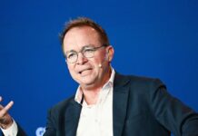 Колишній чиновник адміністрації Трампа очолює рух за регулювання передбачуваних ринків як азартних ігор