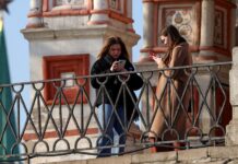 Russia Escalates Internet Control: Shutdown Drills and Evasive Tactics